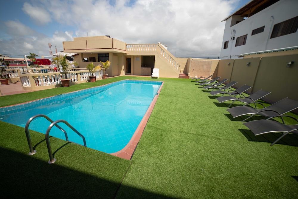 Hotel Red Booby Puerto Ayora  Exteriör bild
