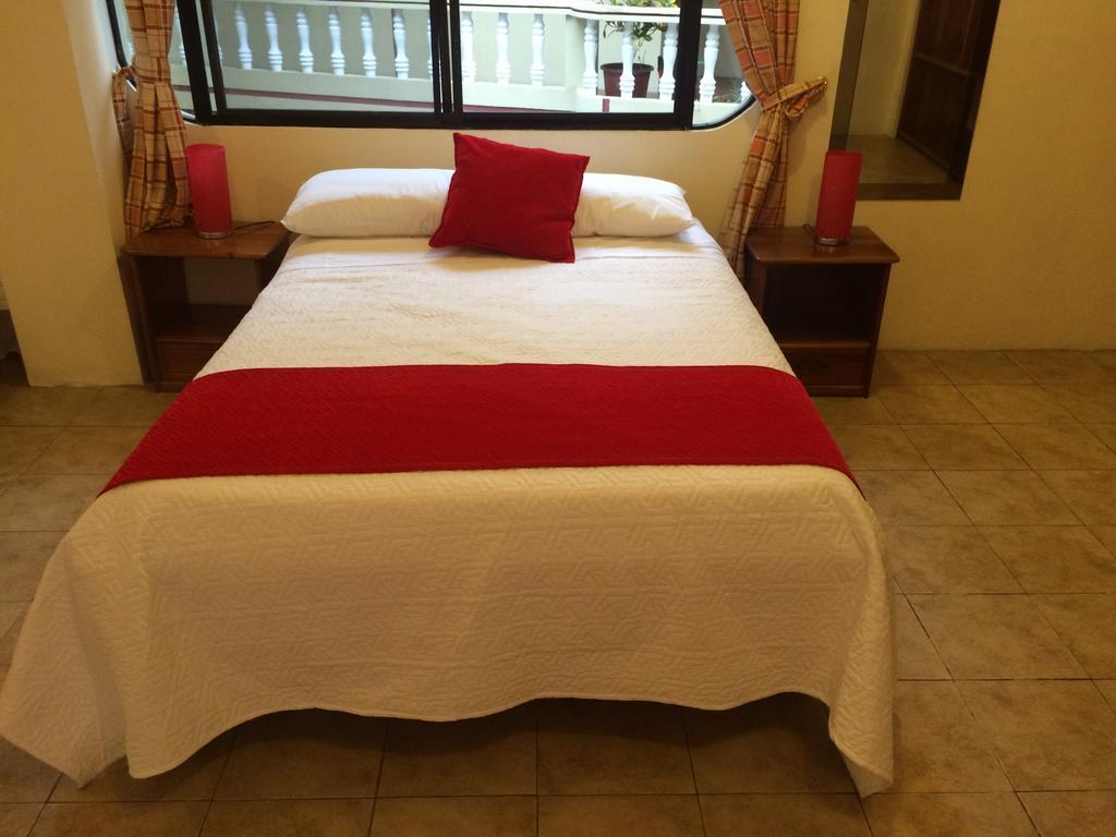 Hotel Red Booby Puerto Ayora  Exteriör bild