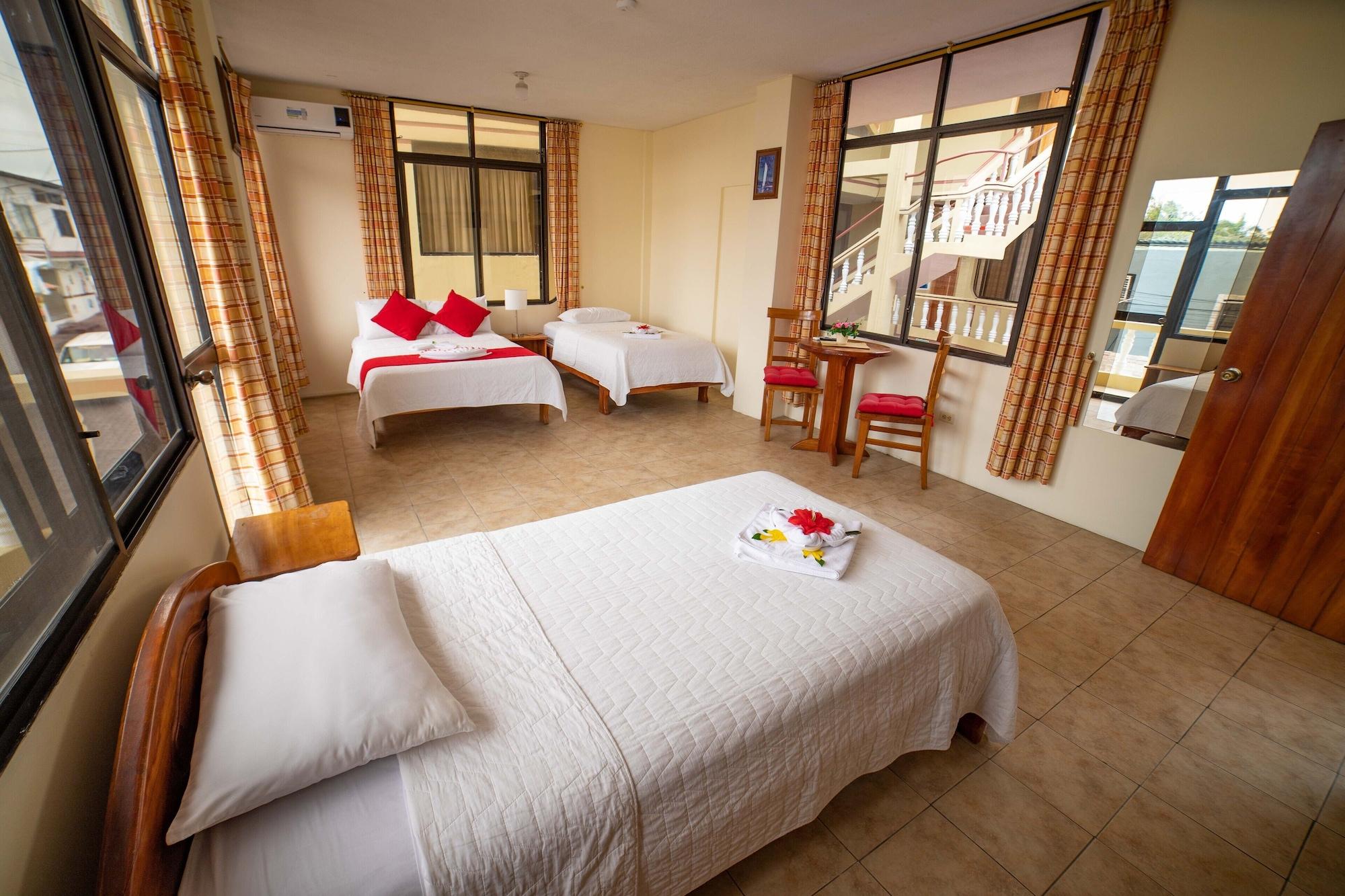 Hotel Red Booby Puerto Ayora  Exteriör bild