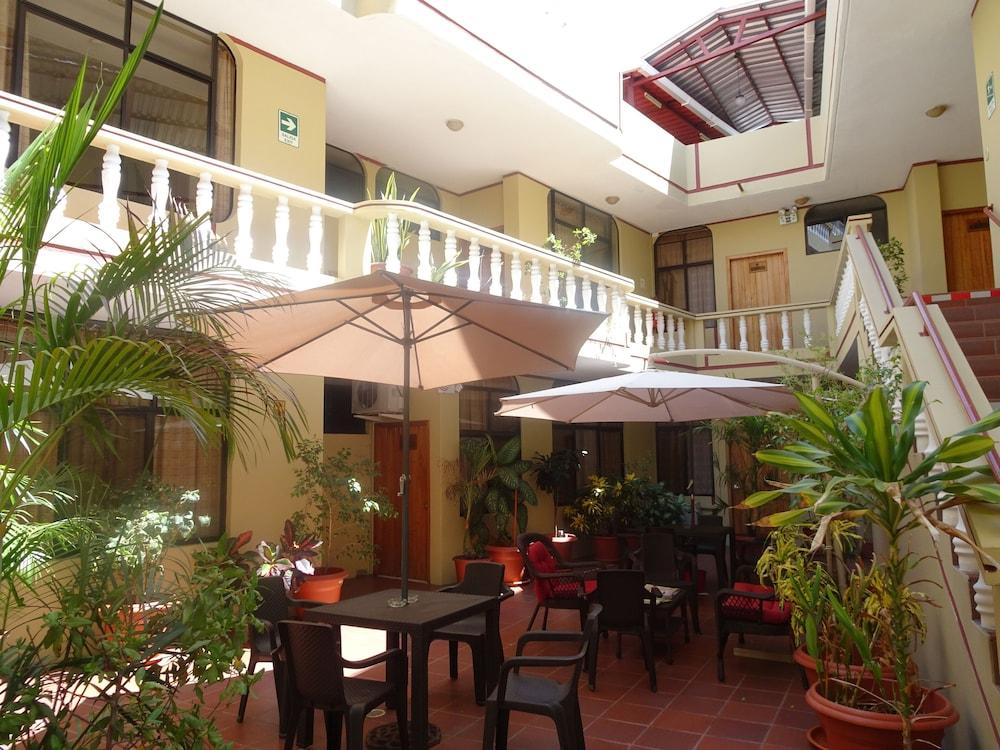 Hotel Red Booby Puerto Ayora  Exteriör bild